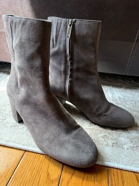 Aquatalia Lenora waterproof suede bootie